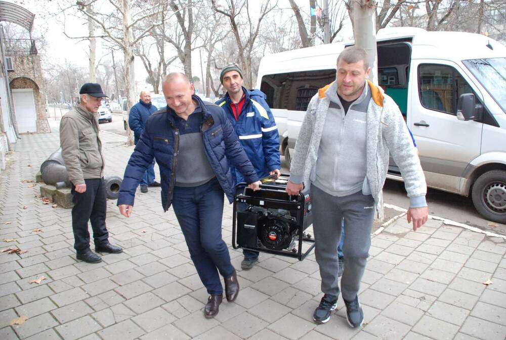 генератори Украйна